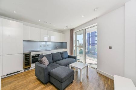 Studio to rent - Photo 2