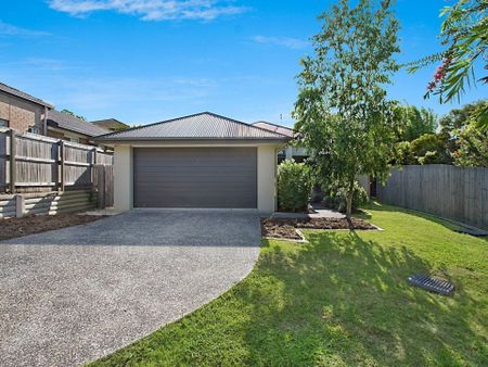 14 Aspect Place, Pacific Pines QLD 4211 - House For Rent | Domain - Photo 2