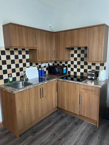 1 bedroom flat to rent - Photo 3