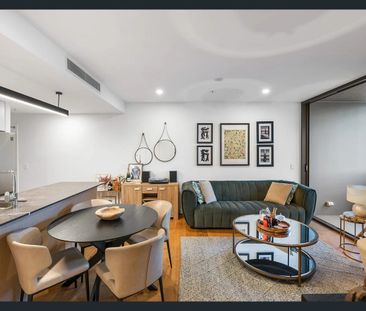 Spacious & Stylish Apartment in the Heart of South Brisbane! - Photo 1