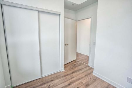 For Lease - 405 Dundas Street Unit# 310, Oakville, Ontario - Photo 3