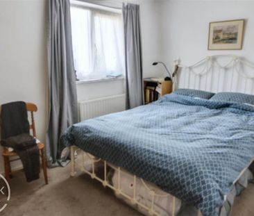 2 bedroom semi-detached house to rent - Photo 4