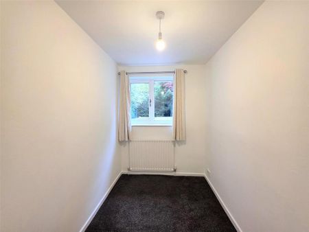 3 bedroom end of terrace house to rent - Photo 5