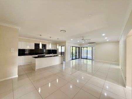 11 Midden Road, Fern Bay - Photo 3