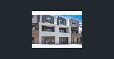 Comfortable and modern TWO bedroom townhouse in Mernda - Photo 3