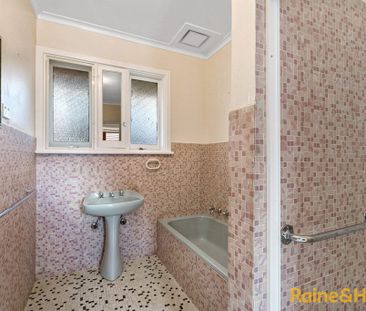 9 Karingal Street, Altona, VIC 3018 - Photo 6