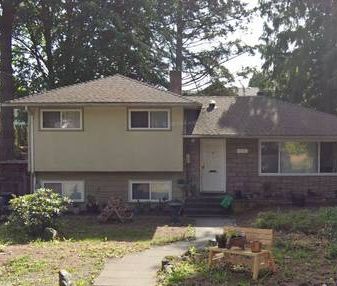 Large 3 bed 2 bath home on quiet Surrey Street - Photo 4