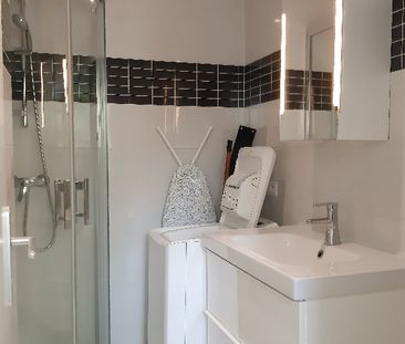 Location Appartement 1 pièce 23m² - Photo 3