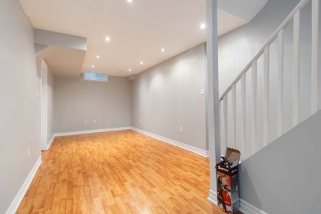 For Lease - 2466 Newcastle Crescent, Oakville, Ontario - Photo 5