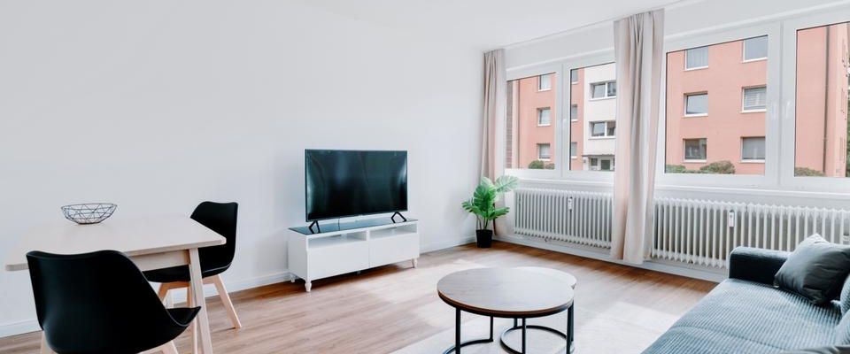 Komfortable Wohnung mit Top Anbindung nach Hamburg - Photo 1