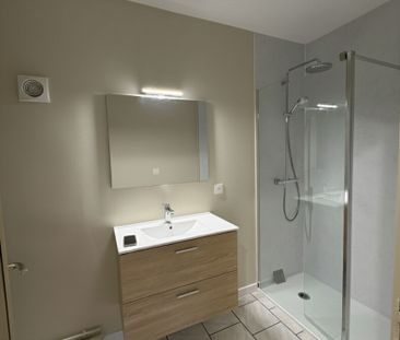 Location Appartement 3 pièces 69m² - Photo 1