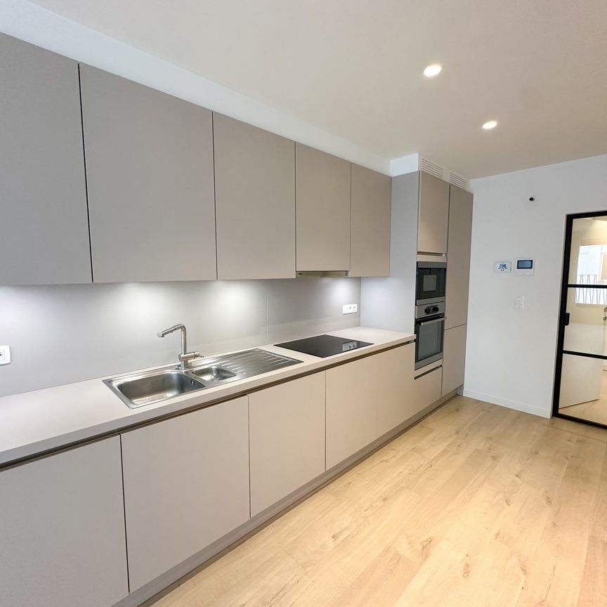 modern energiezuinig, 1-slaapkamerappartement in hartje Kortrijk - Foto 1
