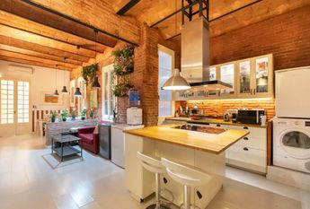 Ronda de Sant Antoni, Barcelona, Catalonia 08001