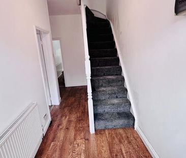 4 bedroom terraced house to rent - Photo 4