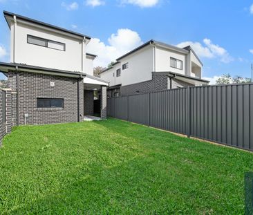Brand New Four-Bedroom Home in Lalor Park - Photo 6