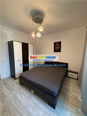 Garsoniera, Militari Residence, Str Tineretului, 300 euro - Photo 1