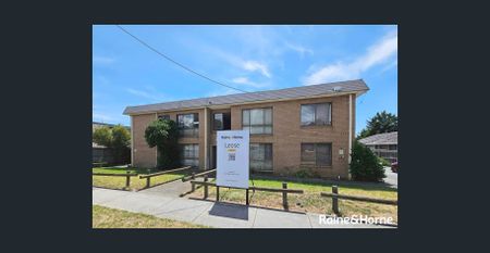 Charming 2-Bedroom home for Lease in St Albans - Photo 5