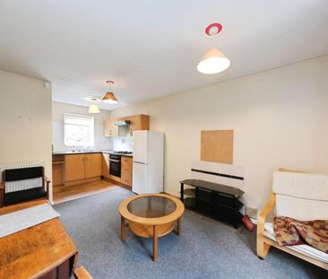 1 bedroom House To Let - Photo 3