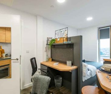 Standard Studio - Photo 6