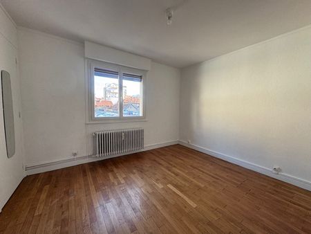 Location Appartement 4 pièces 85m² - Photo 3