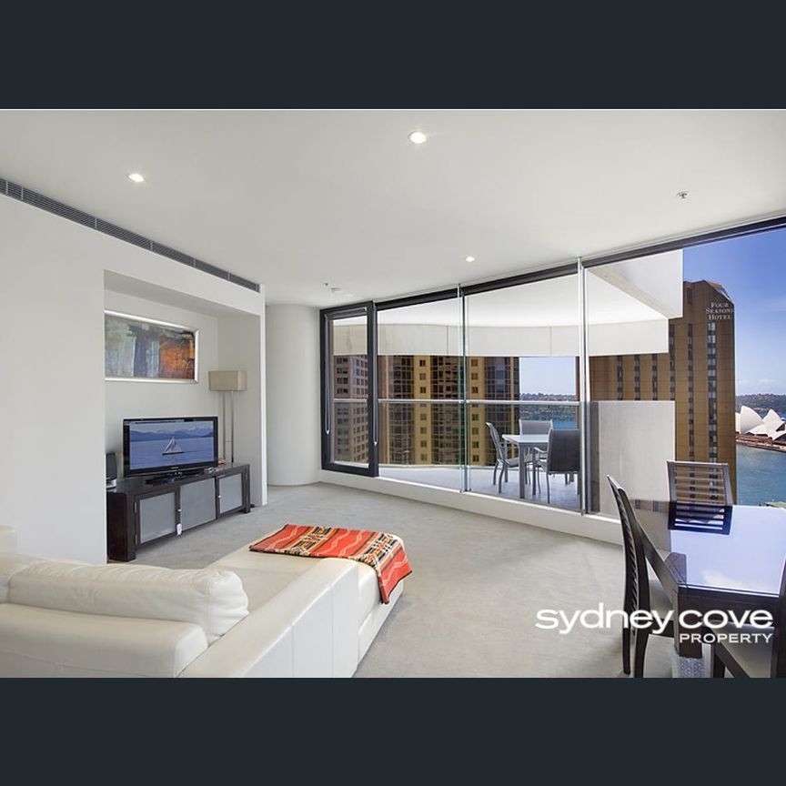 NORTH FACING IN COVE | Unfurnished - Photo 1