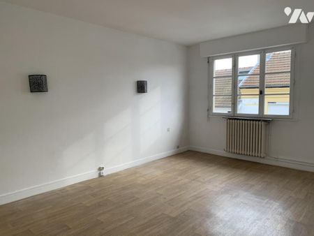 A LOUER : MAISON DE VILLE A REIMS PROCHE PLACE LUTON - TYPE 4 (2 chambres) - Photo 4