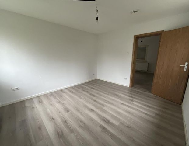 2-Zimmer-Wohnung in Oberhausen - Photo 1