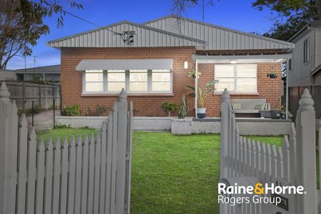 11 Ninth Avenue, Toukley, NSW 2263 - Photo 4