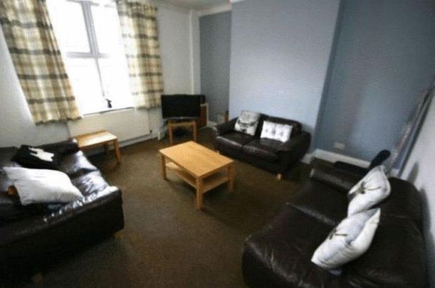 6 bedroom house share to rent - Photo 1