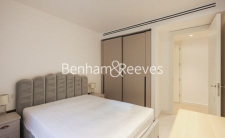 2 Bedroom flat to rent in Lincoln Square, 18 Portugal Street, WC2A - Photo 2