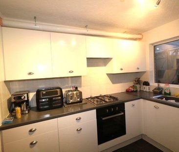 2 bedroom terraced house to rent - Photo 6