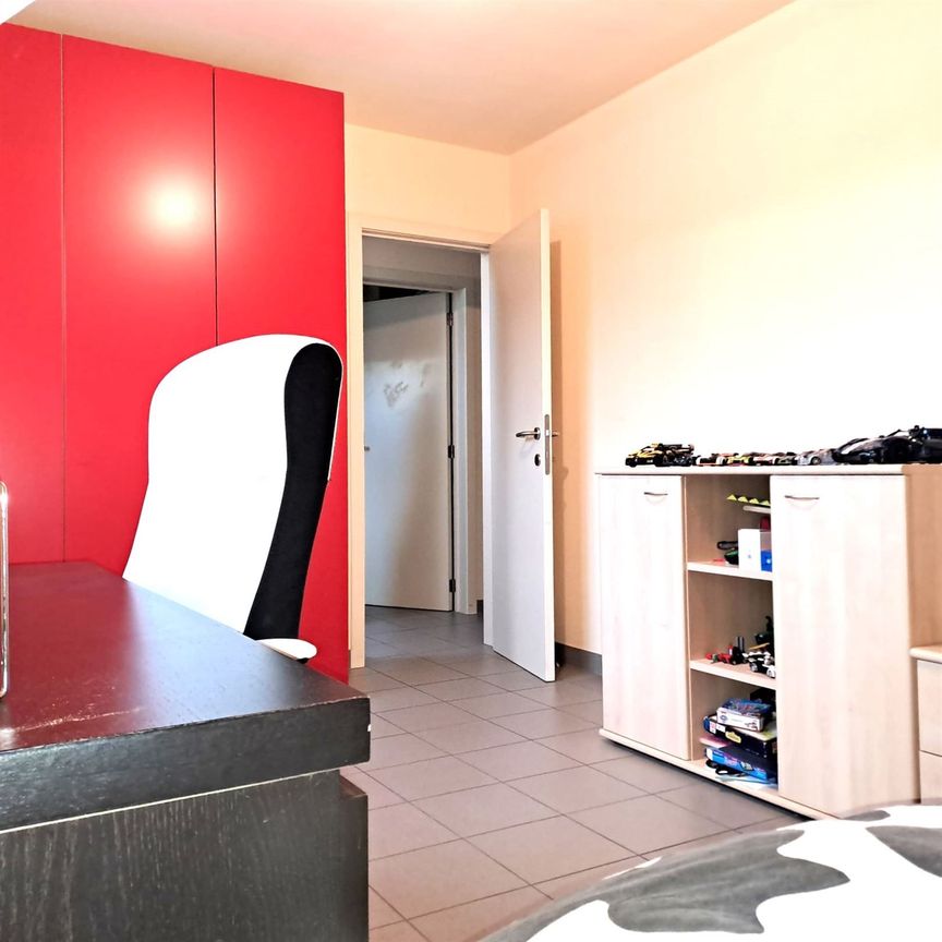 TE HUUR: Duplex-appartement met 3 slaapkamers in Heusden! - Foto 1