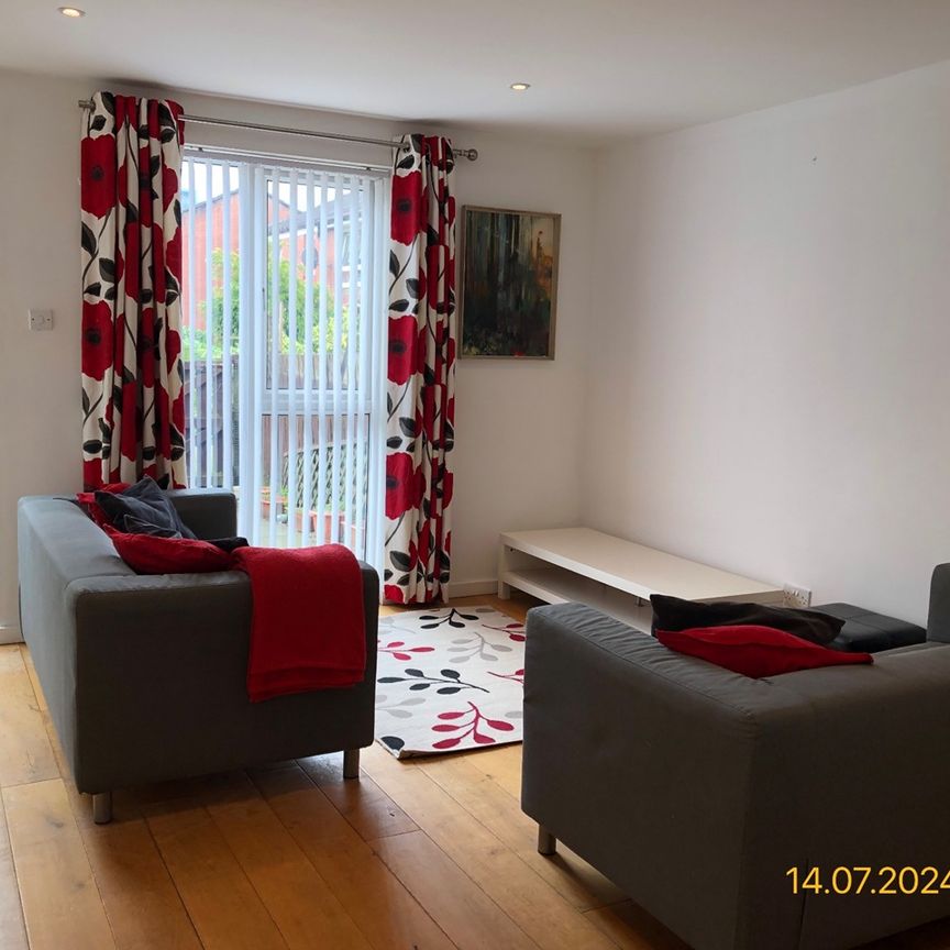 4 Bed Terraced House, Dumbarton Rd, G11 - Photo 1