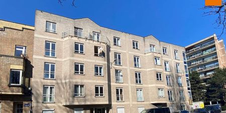 Appartement te huur in Schaarbeek voor € 1.300 met 2 slaapkamers - Foto 4