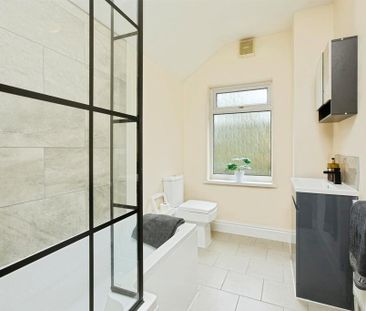 2 bedroom property to rent - Photo 6