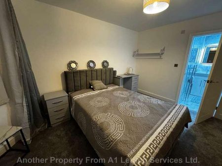 Chester Road, Castle Bromwch, B36 - Photo 5