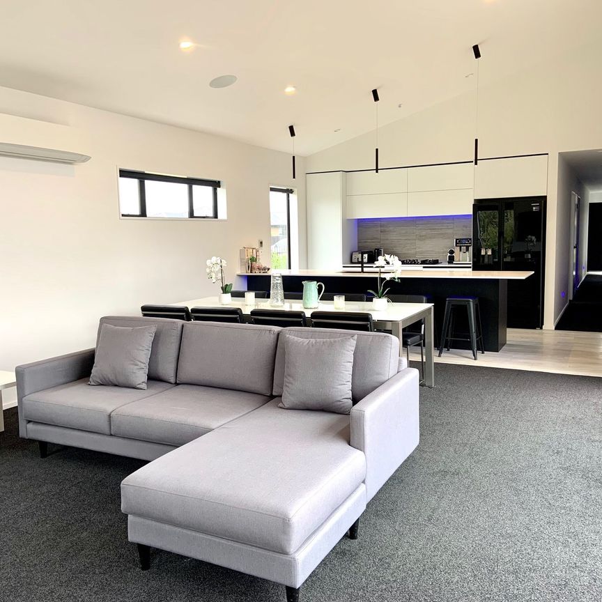 Wigram, 4 bedrooms - Photo 1