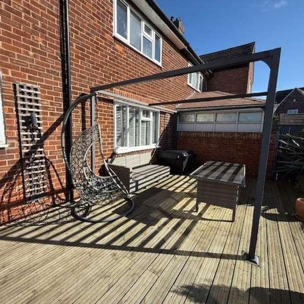 Riseway, Long Riston, Hull, HU11 - Photo 1