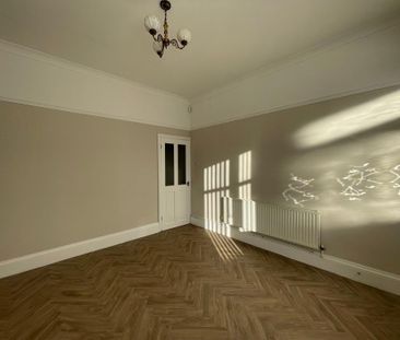 2 bedroom semi-detached house to rent - Photo 4