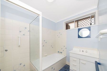 Comfortable Living in the Heart of Kirwan - Photo 3