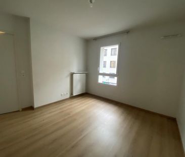 Location Appartement 3 pièces 65m² BARBERAZ 73000 - Photo 4
