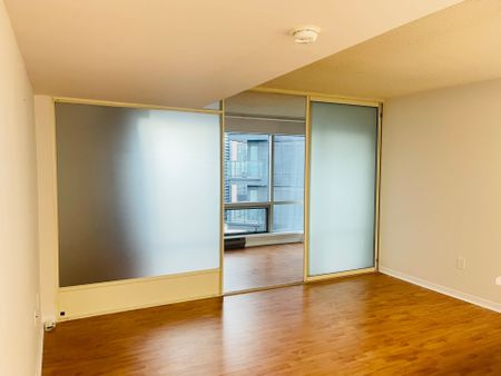 For Lease - 1001 Bay Street Unit# 2213, Toronto, Ontario - Photo 5