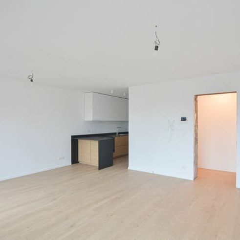 Appartement te huur - Photo 1