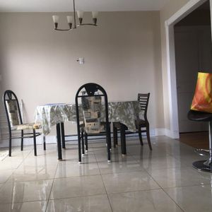 Grand 5 ½ rénové, lumineux et paisible. - Photo 2