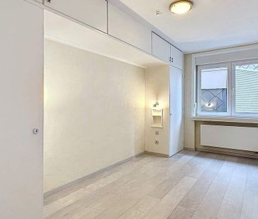 Appartement te huur in Knokke voor € 1.750 met 3 slaapkamers - Foto 2