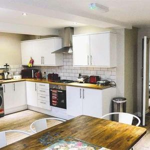 Basement Flat, A Rodney Street, Liverpool, L1 - Photo 2