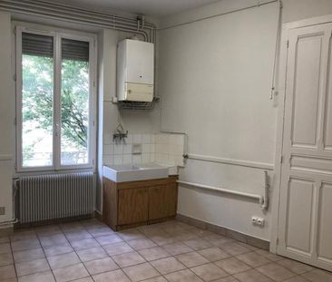 Location Appartement 3 pièces 59m² VILLEURBANNE 69100 - Photo 3
