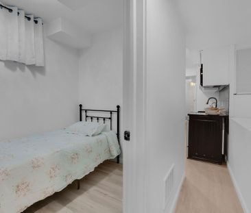 For Lease - 66 Silverthorn Avenue Unit# Lower, Toronto, Ontario - Photo 5