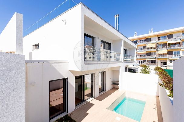 Moradia T4 em Lisboa - Foto 1