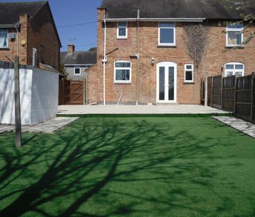 4 bedroom semi-detached house to rent - Photo 1